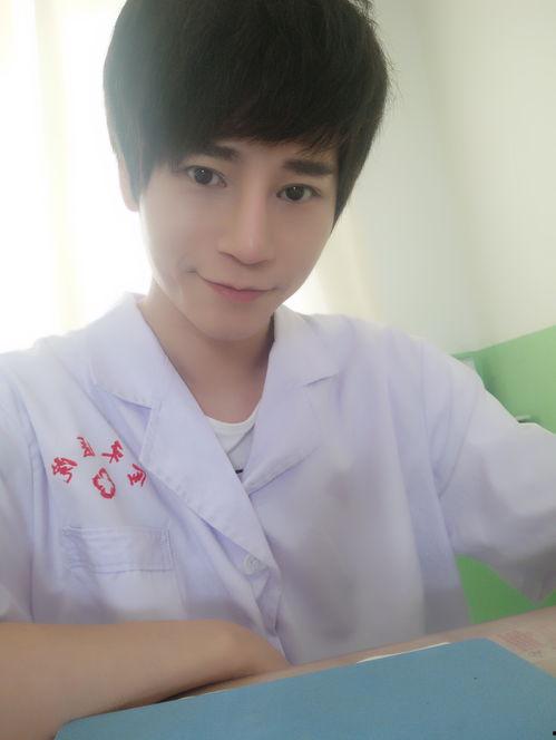 演员陈奕爆料视频大全,揭秘娱乐圈幕后故事 第1张 演员陈奕爆料视频大全,揭秘娱乐圈幕后故事 第1张